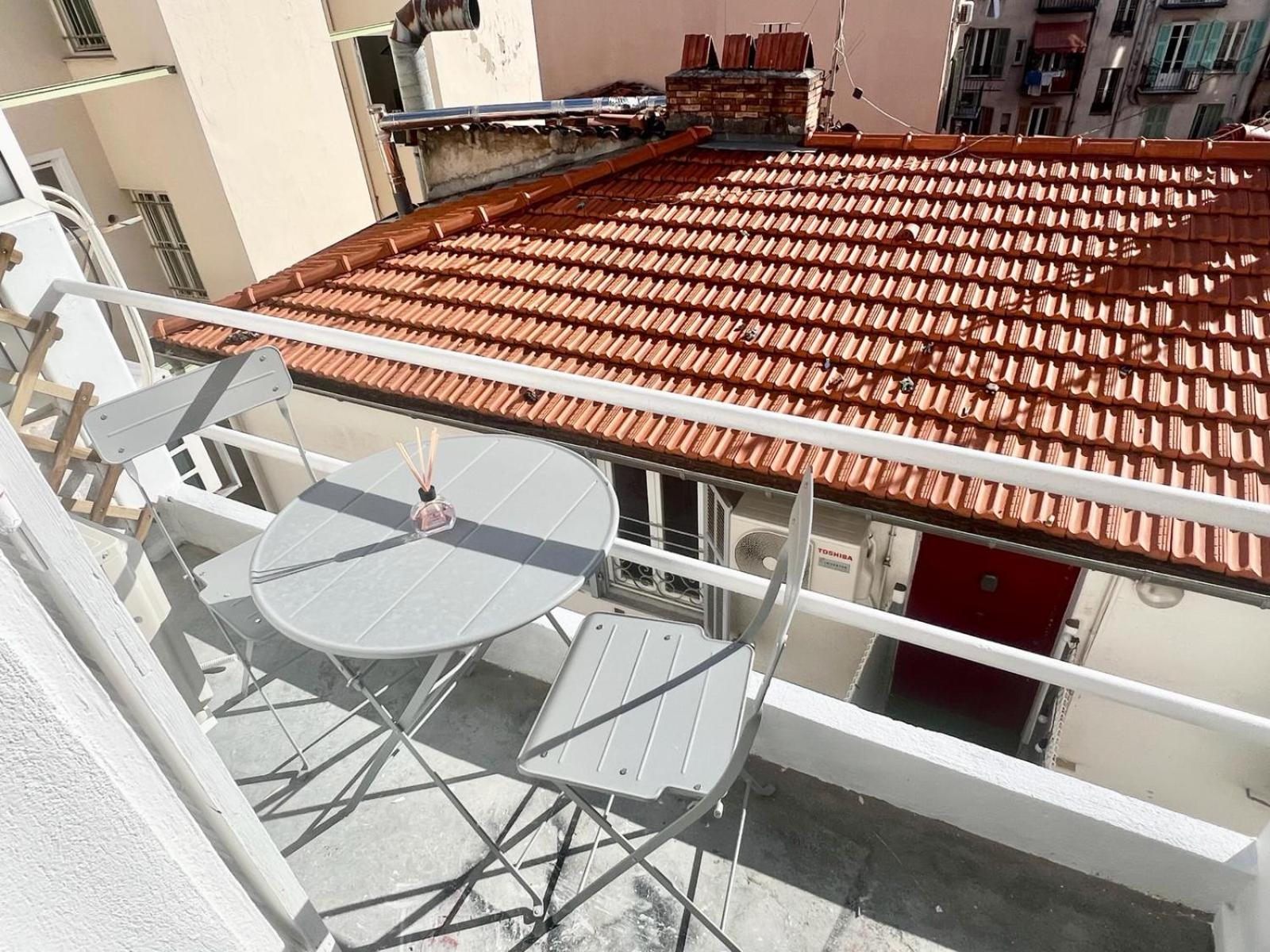 Studio Moderne Renove Avec Balcon นีซ ภายนอก รูปภาพ